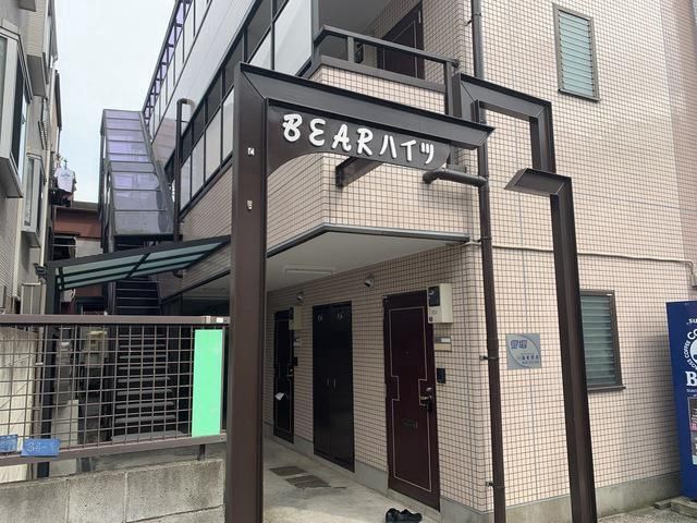 エントランス　ゆとりのあるエントランスです