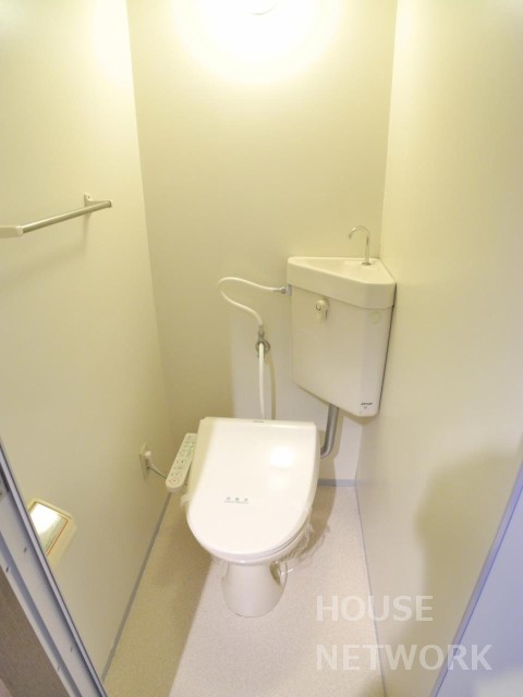 メゾン神楽丘のトイレ写真