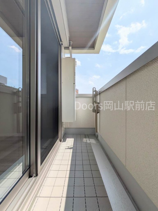ＪＲ山陽本線 岡山駅 徒歩14分 3階建 築1年の内装写真