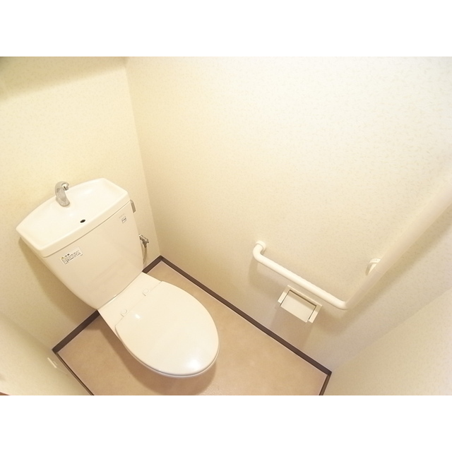 クレセントヴィラ武蔵浦和のトイレ写真