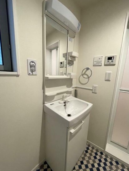 ＪＲ山手線 駒込駅 徒歩15分 3階建 築8年の内装写真