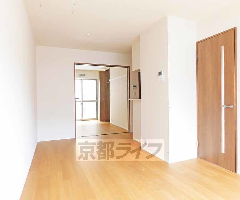居室・リビング　広々としたお部屋です