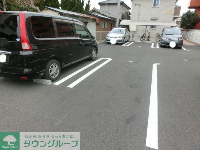 駐車場　敷地内駐車場