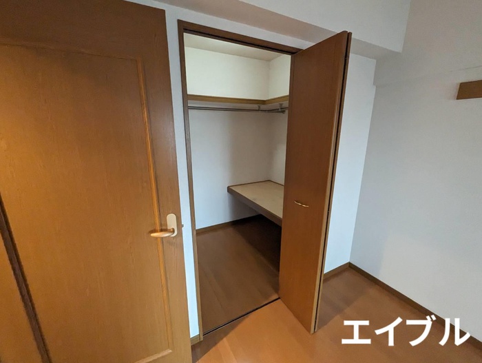 収納　※別室の写真です。