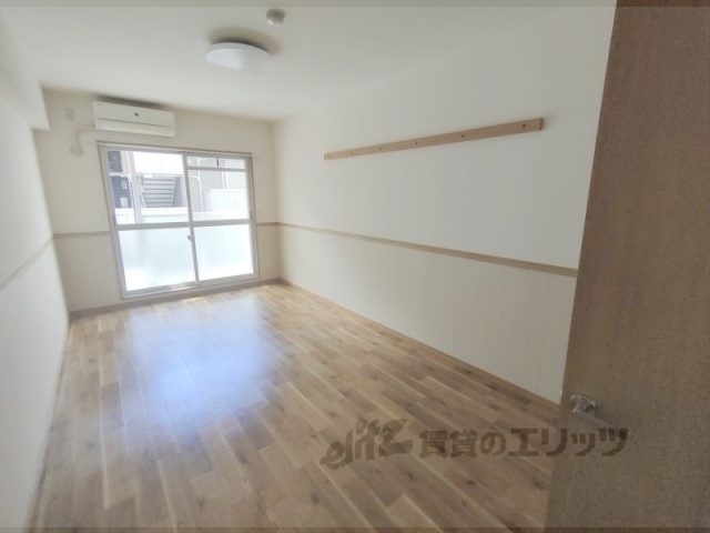 居室・リビング　洋室