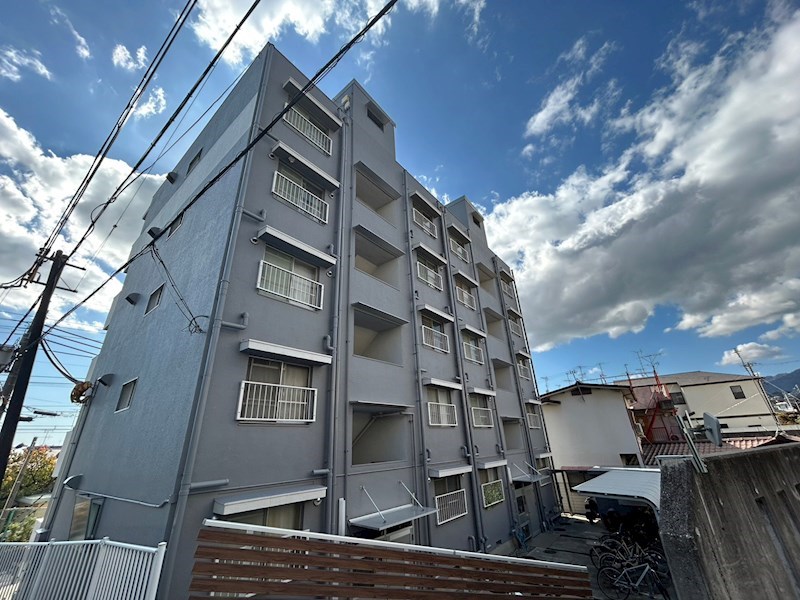 神戸市東灘区本山北町のマンションの建物外観