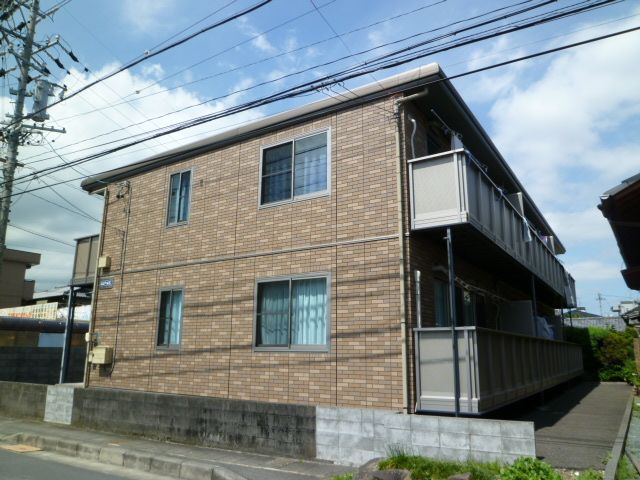 【シュプールＫの建物外観】