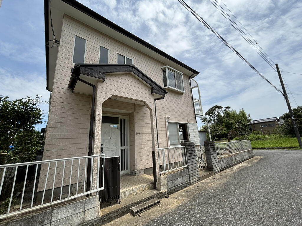 山武市白幡貸家の建物外観