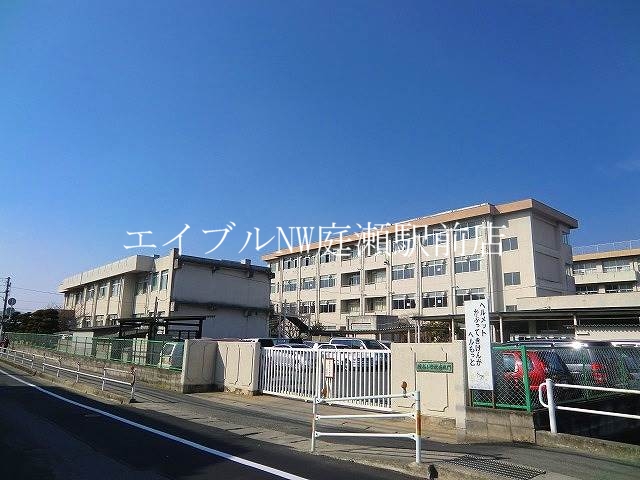 【エスペランサ大芳の小学校】