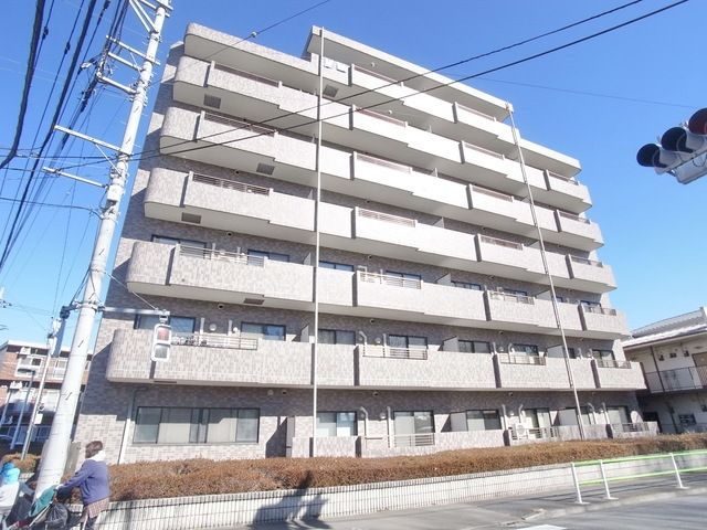 昭島市松原町のマンションの建物外観