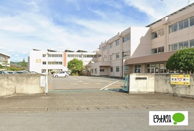 小学校　足利市立青葉小学校（小学校）まで982m