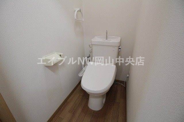 トイレ　トイレ（同タイプです）