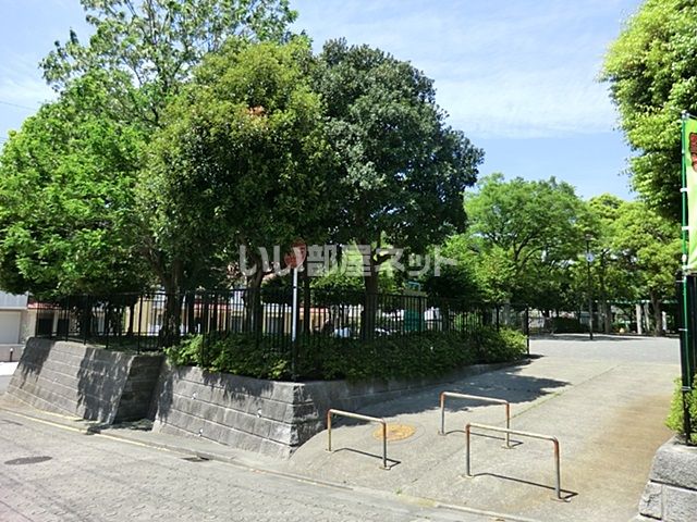 公園　向原池の端公園（公園）まで1083m