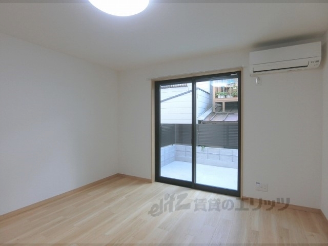 居室・リビング　洋室