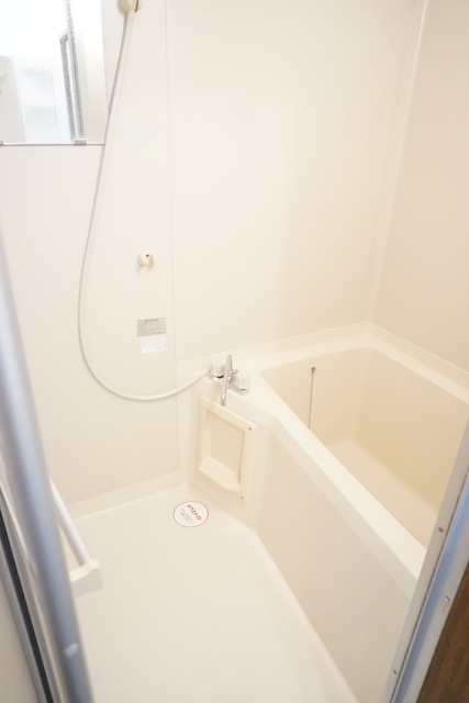 バス・シャワールーム　バスルーム