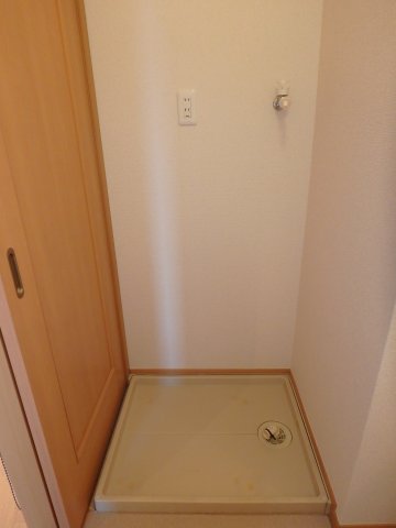 その他　総社市井手　グランパレＫ　1LDＫ　洗濯機置場