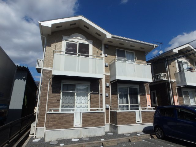 建物外観　総社市井手　グランパレＫ　1LDＫ　外観