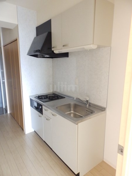 キッチン　違うお部屋の写真です。ご参考までに