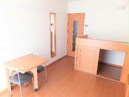 居室・リビング　フローリングのお部屋です