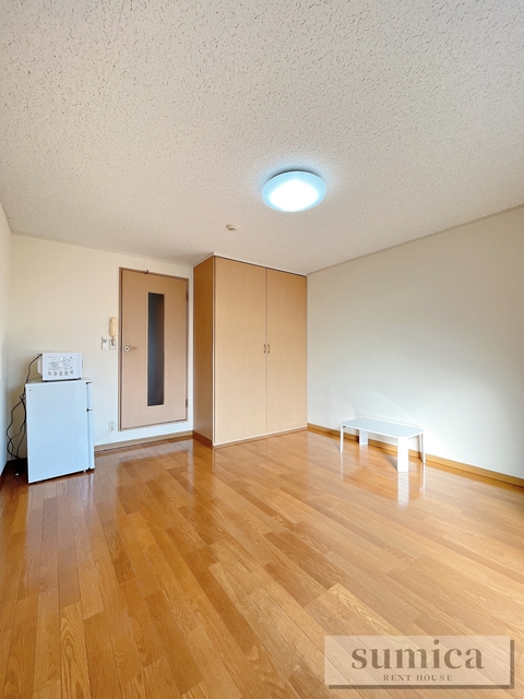 居室・リビング　※モデルルーム写真。家具家電はありません。