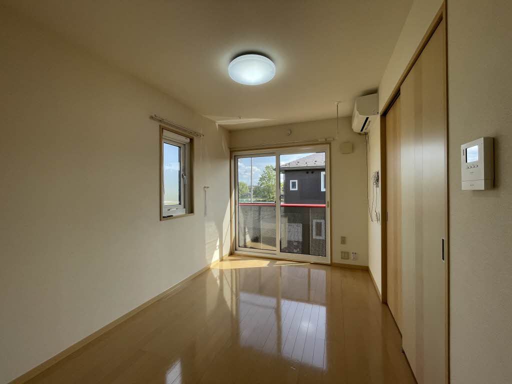 居室・リビング　リビング