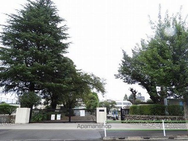 小学校　昭島市立東小学校（小学校）まで609m