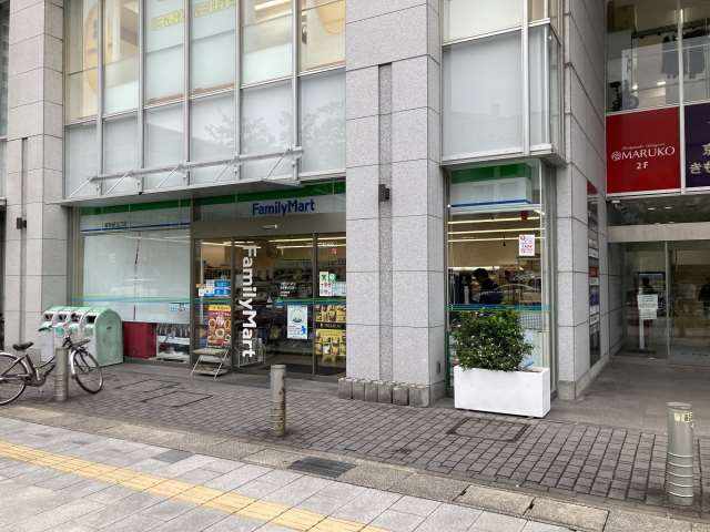 コンビニ　ファミリーマート岐阜駅北口店（コンビニ）まで600m