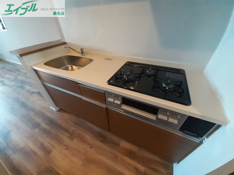 キッチン　※同タイプ別部屋写真※