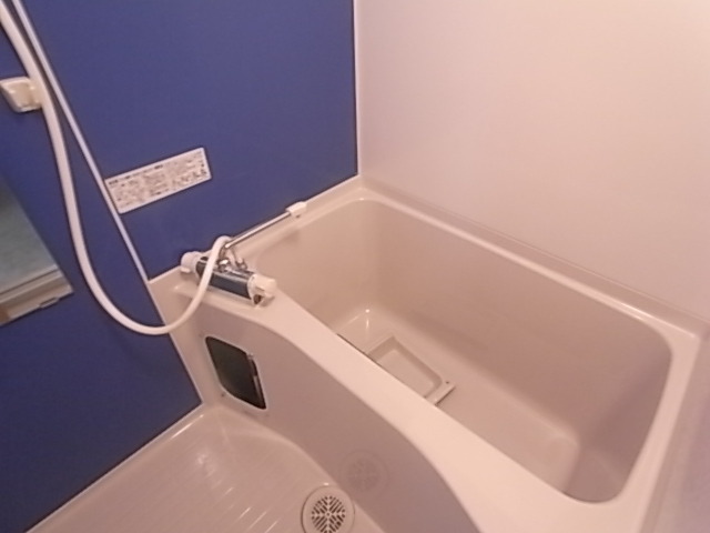 バス・シャワールーム　バスルーム