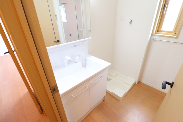 洗面設備　脱衣場