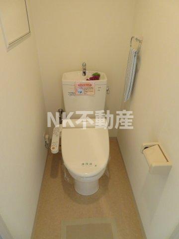 トイレ　落ち着いたトイレです