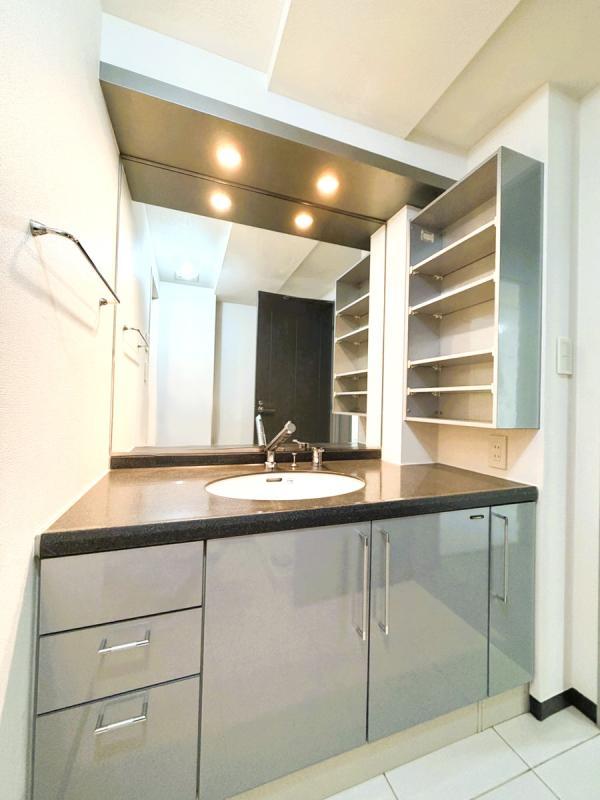 洗面設備　洗面所