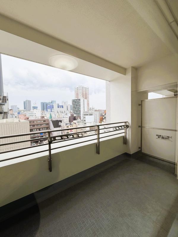 バルコニー　バルコニー