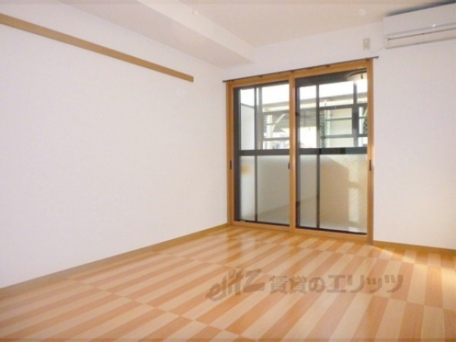 居室・リビング　洋室