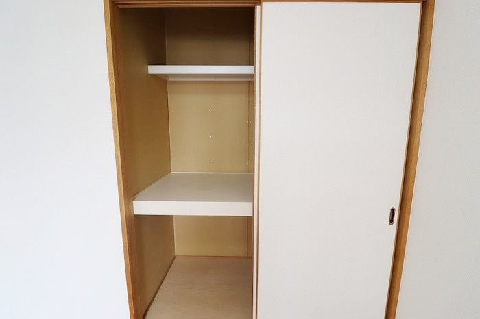 収納　別号室の写真となります（反転タイプ）