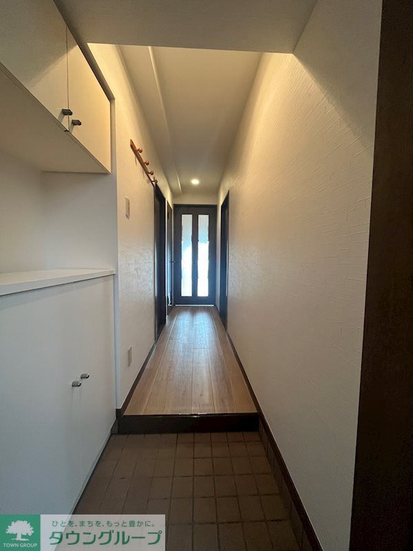 玄関　※参考写真