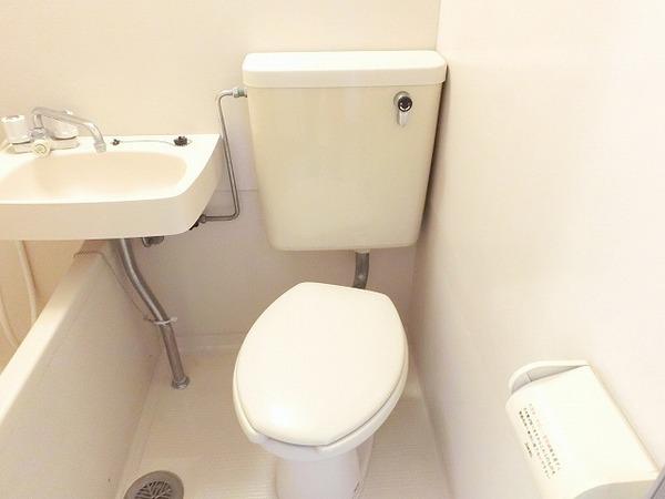 トイレ　お風呂とトイレが一緒！