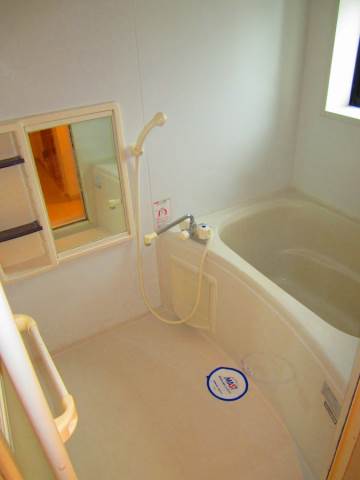 バス・シャワールーム　同タイプ