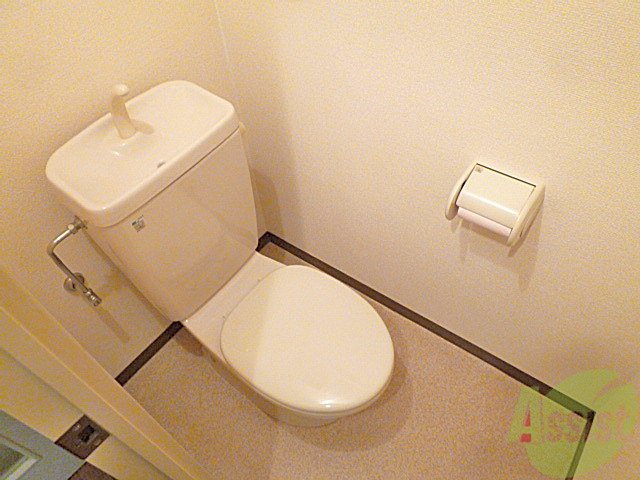 トイレ　トイレはゆったりとしたいですよね～。やっぱりセパレートです。