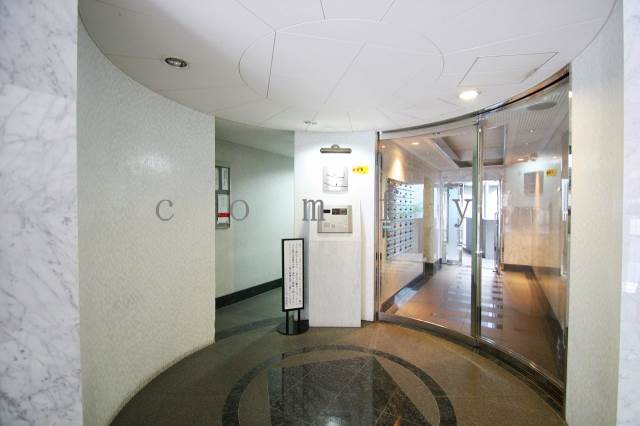 エントランス　エントランス