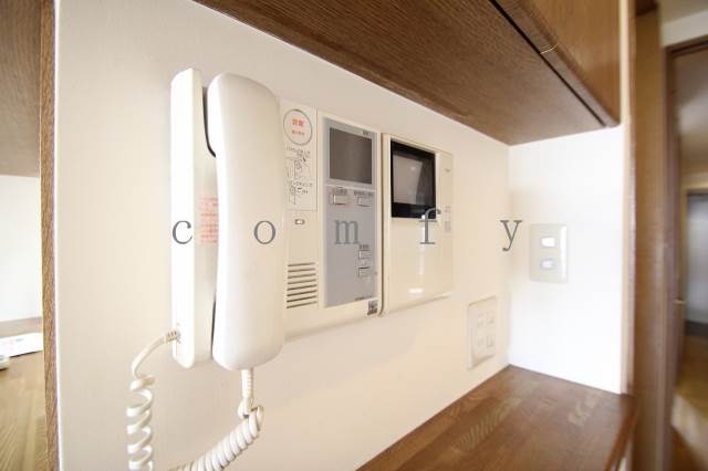 セキュリティ　モニター付きインターホン
