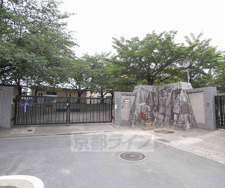 小学校　美豆小学校（小学校）まで1000m