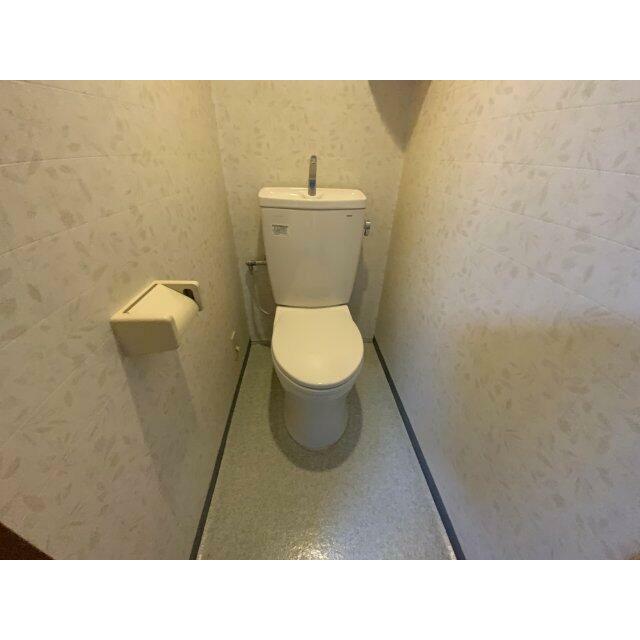 トイレ　※前回募集時の写真です。