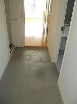 玄関　別タイプ部屋　参考写真です