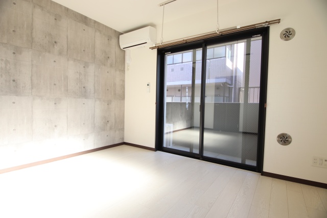 居室・リビング　※別号室の参考写真です※