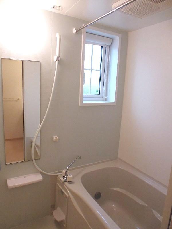 バス・シャワールーム　バスルーム