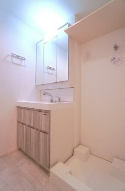 洗面設備　同仕様