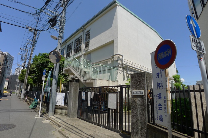 小学校　物件（小学校）まで500m