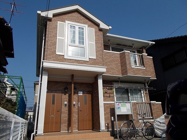 建物外観　外観は落ち着いています