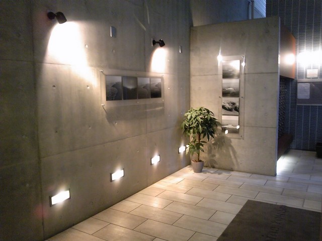 エントランス　モダンなエントランスです。